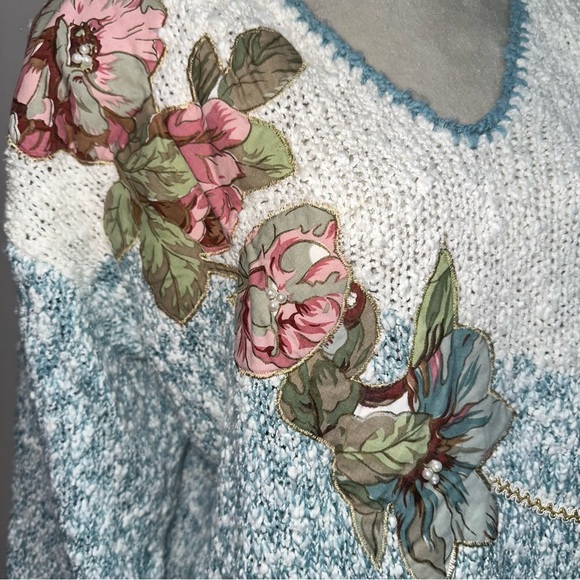 Vintage Beaded Floral Appliqué Sweater - Picture 3 of 10